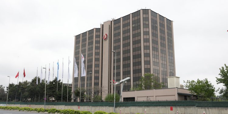 Hava kargo talebi 4 aydır çift haneli büyüyor