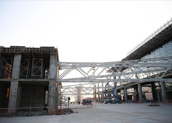 Bitmeyen Çukurova Havalimanı!