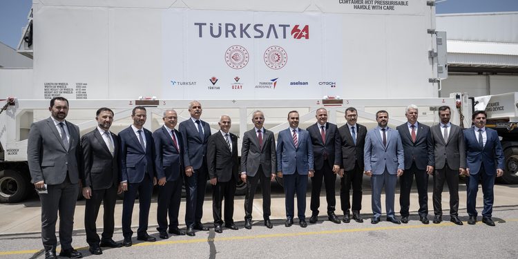 Türksat 6A, fırlatma için ABD’ye uğurlandı