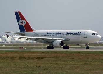 Husiler, hacıları taşıyan 3 uçağa el koydu