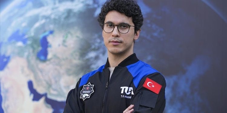 Türkiye’nin ikinci astronotu uzay yolculuğuna hazır
