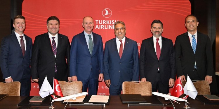 THY’den İrlandalı şirketle 10 uçaklık anlaşma