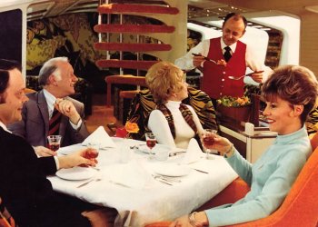 Efsane jumbo jet Boeing 747’nin en çılgın kabin tasarımları!