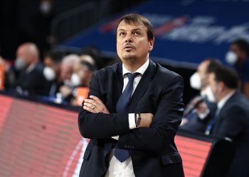 Ergin Ataman’dan vize isyanı: “Ailem Yunanistan’a gelemiyor!”