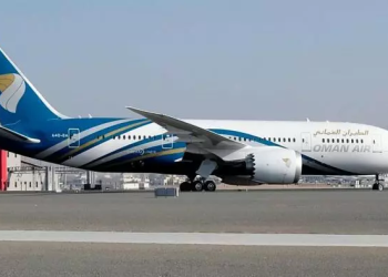 Oman Air 10. rüya uçağı filosuna kattı
