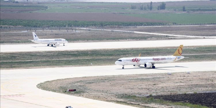 Çukurova Havalimanı’na yoğun ilgi: 24 saatte 11 bin yolcu