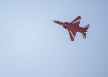 Yerli jet eğitim uçağı HÜRJET Mısır’da gösteri uçuşu yaptı