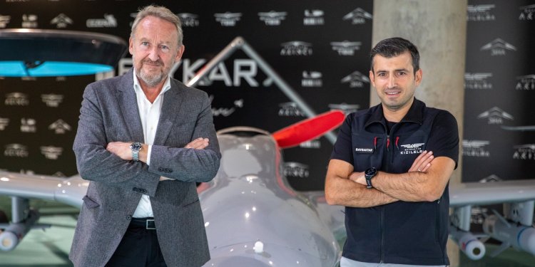 Bakir İzetbegoviç, Baykar tesislerini ziyaret etti