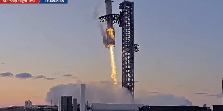 En güçlü uzay roketi ‘Starship’ten 5’inci testte başarı