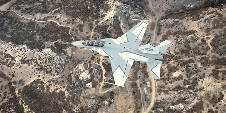 HÜRJET’in ikinci prototipi yeni boyasıyla havalandı