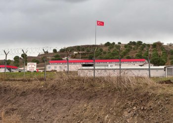 Mühimmat üretilen fabrikada patlama: 11 ölü