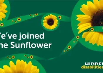 easyJet, Hidden Disabilities Sunflower küresel ağına katıldı