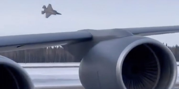 Alaska’da F-35 düştü