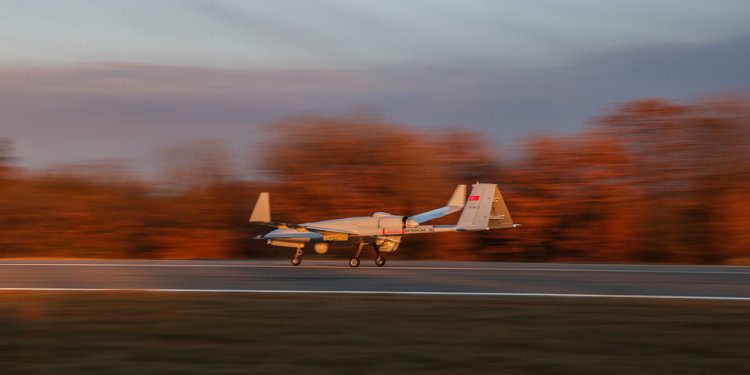 Baykar’dan turbo motorlu yeni SİHA: Bayraktar TB2T-AI