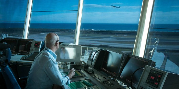 HTK-SEN’den SHGM’ye: “Havacılık emniyeti açıkça riske atılıyor!”