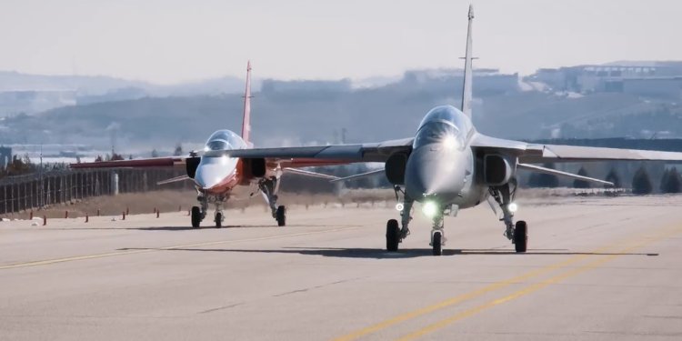 HÜRJET’ler havada: Türk ve İspanyol komutanlardan kol uçuşu