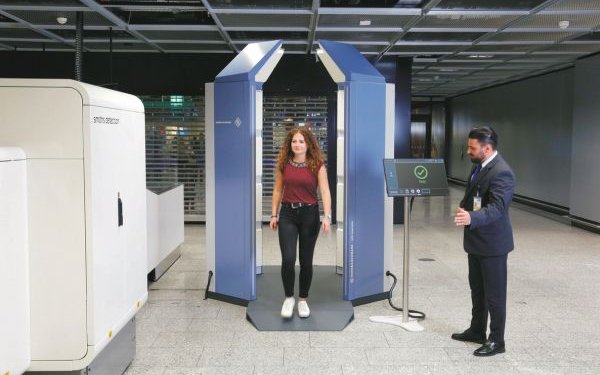 Frankfurt Havalimanı’nda güvenlikte bir ilk!