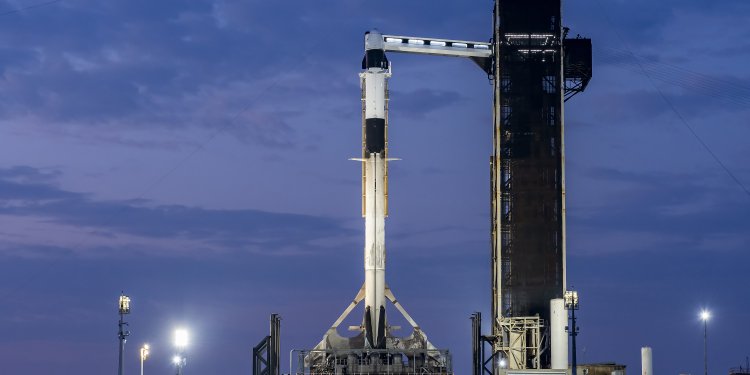 NASA-SpaceX kurtarma uçuşu son anda ertelendi