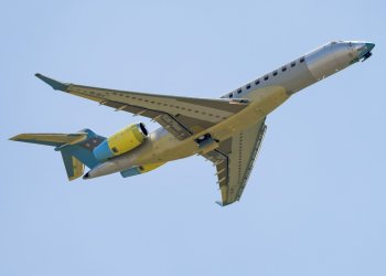 Bombardier’in yeni iş jeti Global 8000 gökyüzü ile buluştu