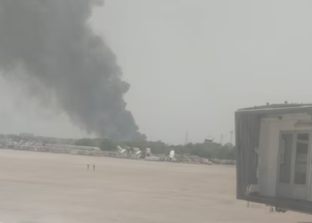 Air India’nın Boeing 787’si düştü: 200’den fazla yolcu bulunuyordu