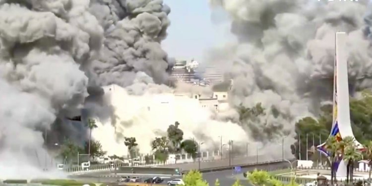 İsrail Suriye’ye hava saldırısı düzenledi