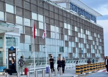 Ercan Havalimanı’nda sorunlarla birlikte yolcu da artıyor!