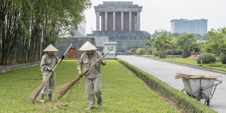 Çalışkan, yurtsever insanların ülkesi Vietnam – Bölüm: 1 Hanoi