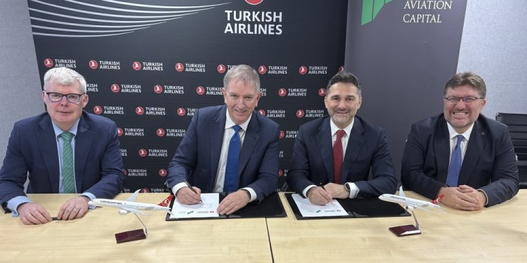 THY, AJet için SMBC’den 5 uçak kiraladı