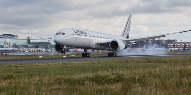 Lufthansa’nın yeni Allegris kabinli 787-9’u filoya katıldı