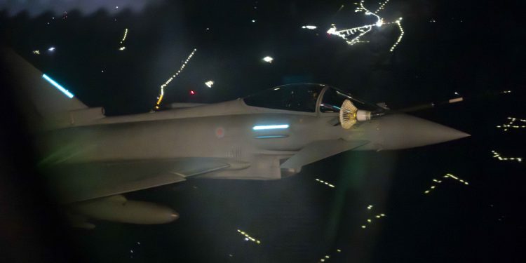 İngiliz savaş uçakları Rusya gerilimiyle Polonya’da uçtu