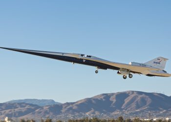 NASA’nın süpersonik uçağı X-59 ilk uçuşunu yaptı