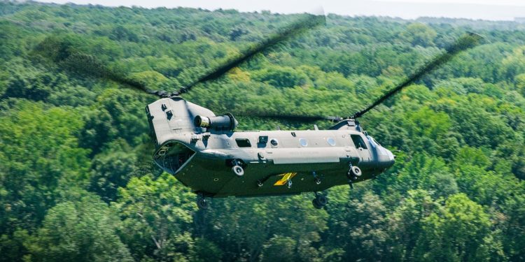 Boeing, 9 adet Chinook siparişi aldı
