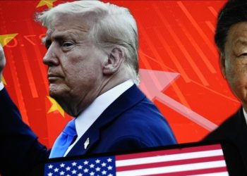 Trump’tan Çin’e ‘yüzde 100’ resti!