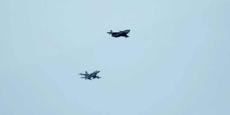 KIZILELMA, F-16’ya kilitlendi, testte çarpıcı sinyaller verdi