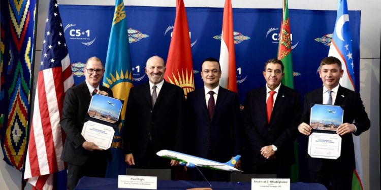 Trump yönetiminden Orta Asya’da 37 uçaklık Boeing anlaşması