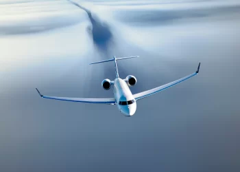 Dünyanın en hızlı iş jeti Global 8000, tip sertifikasını aldı