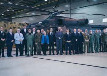 Polonya ilk yerli üretim AW149 helikopterini teslim aldı