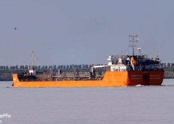 Karadeniz’de gerilim: Rus tankeri saldırıya uğradı