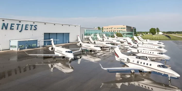 Dünyanın en büyük iş jeti filosu Starlink’e geçiyor