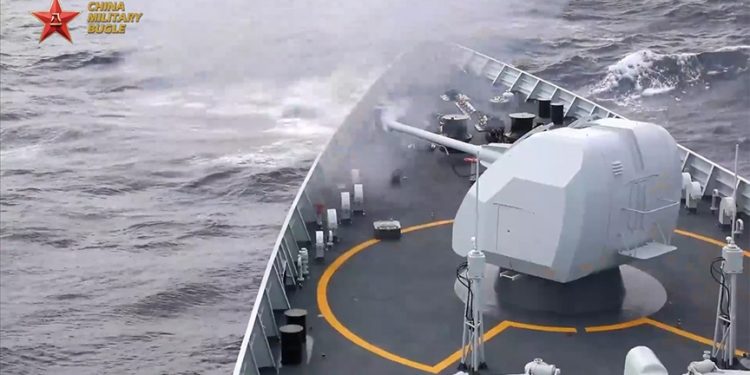 Çin, Tayvan’ı kuşatan hava ve deniz tatbikatlarını genişletti