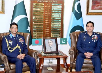 Pakistan ve Bangladeş JF-17 satışı için masada