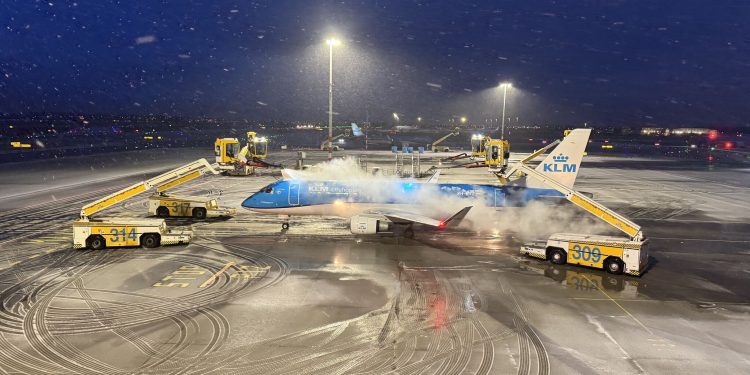 Avrupa’nın kalbinde kar kaosu