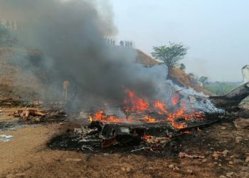 Hindistan’da Başbakan Yardımcısı uçak kazasında öldü