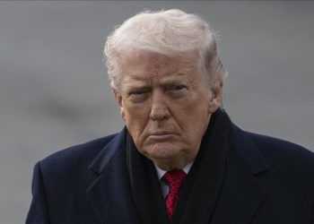 Trump, Macron’un mesajını yayımladı: Vergi resti