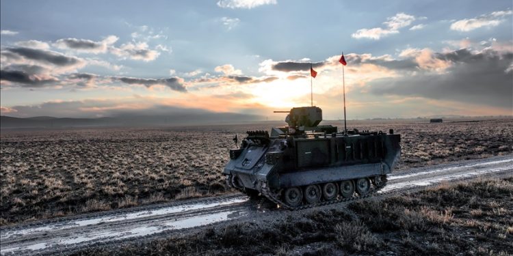 Türkiye’nin ilk elektrikli zırhlı taşıyıcısı E-ZPT sahaya hazır