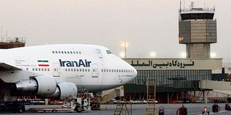 İran hava sahasında kısıtlama bitti, uçuşlar yeniden açıldı