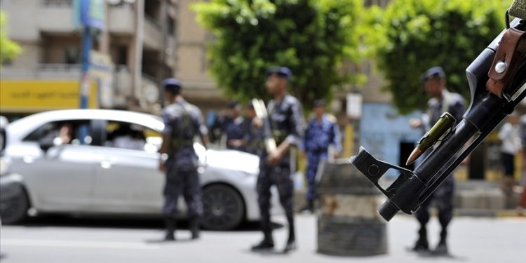 Aden Havalimanı kapandı mı? Yemen’den açıklama