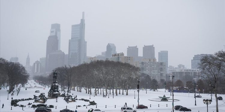 ABD’de tarihi kış fırtınası: 11 binden fazla uçuş iptal