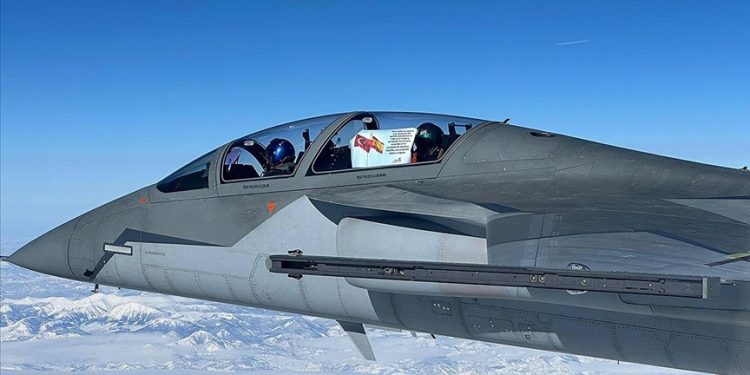 HÜRJET’ler İspanya’daki tren kazasını anmak için uçtu