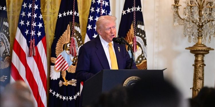 ABD ordusu İran için hazır, Trump kararsız